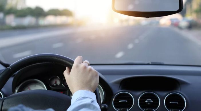 вид из окна автомобиля